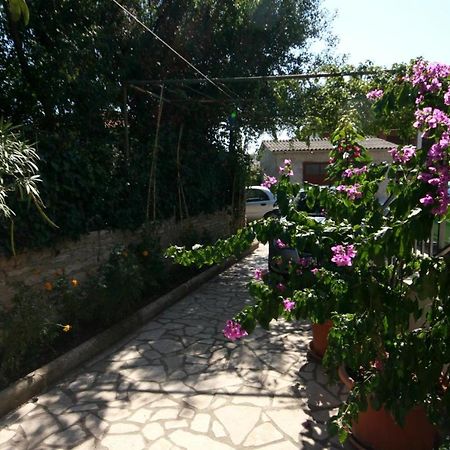 Apartments With A Parking Space Pula - 6985 Bagian luar foto